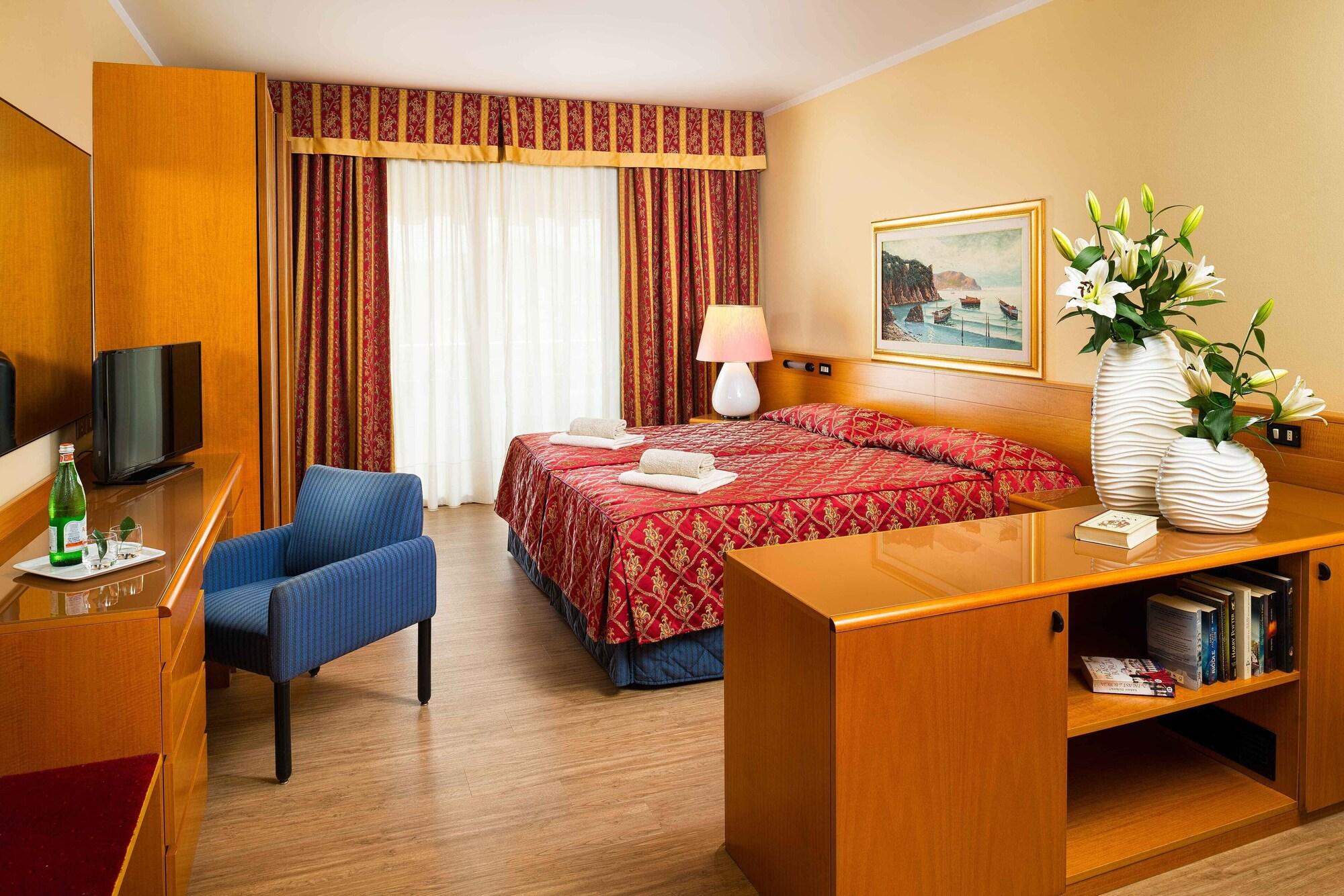 אבנו טרמה Hotel Metropole מראה חיצוני תמונה