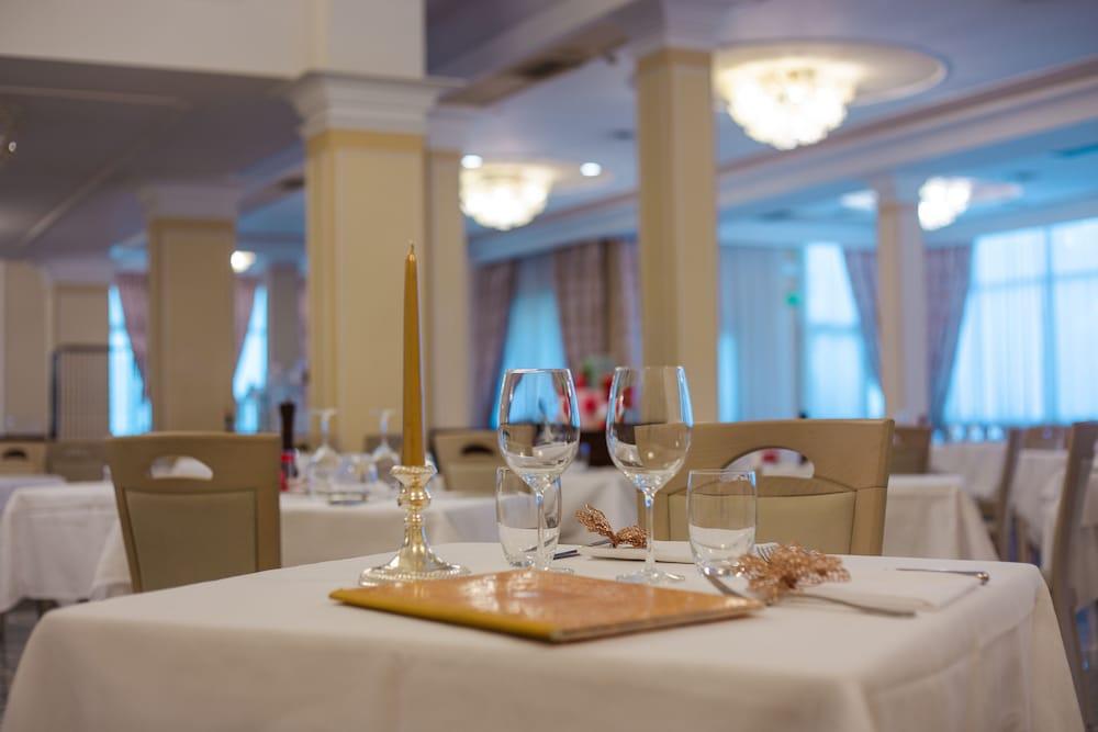 אבנו טרמה Hotel Metropole מראה חיצוני תמונה