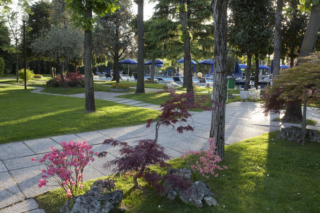 אבנו טרמה Hotel Metropole מראה חיצוני תמונה
