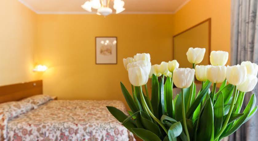 אבנו טרמה Hotel Metropole מראה חיצוני תמונה